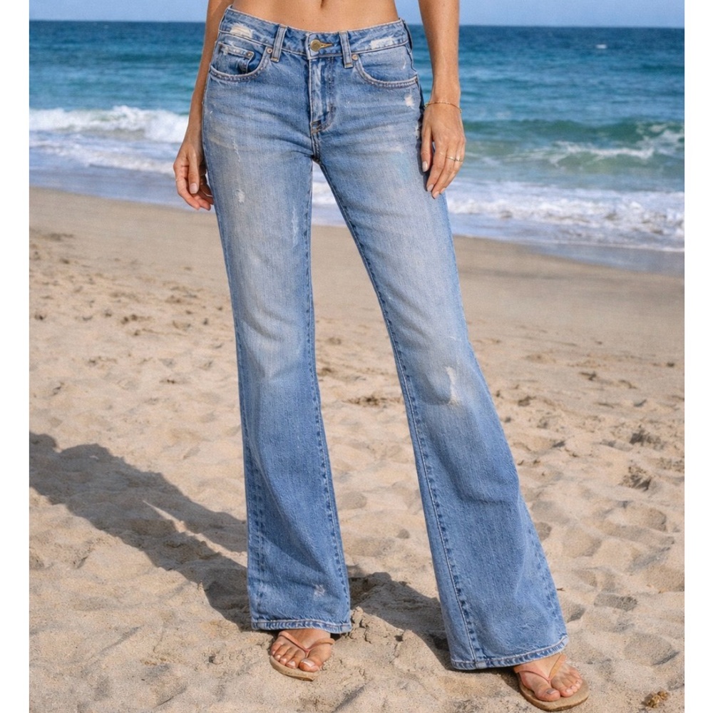 Chip & Pepper Jeans Vintage Distressed Denim Wide Leg Flare Women’s 29